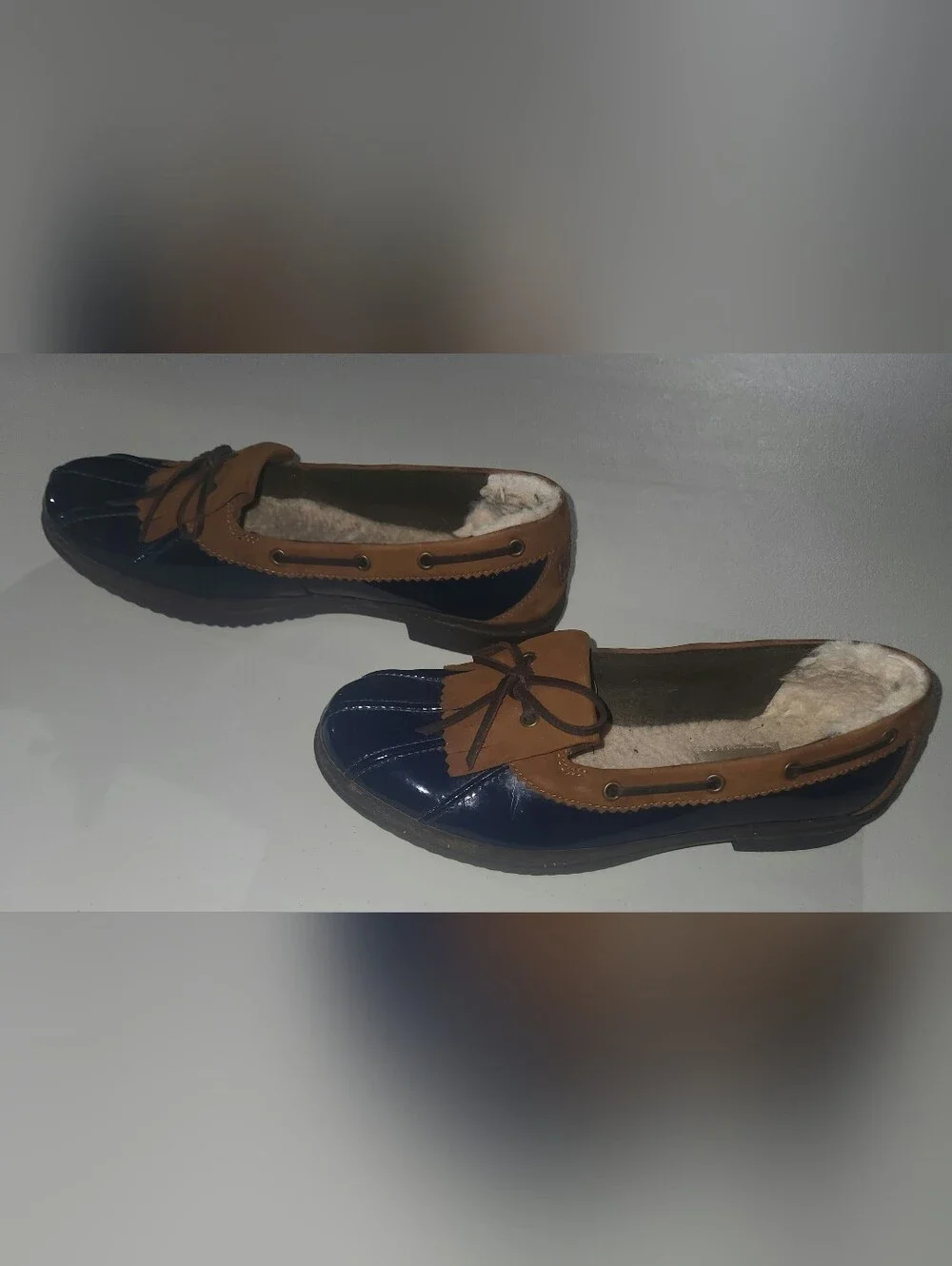 UGG Haylie Low Top Rain Shoes Size 10